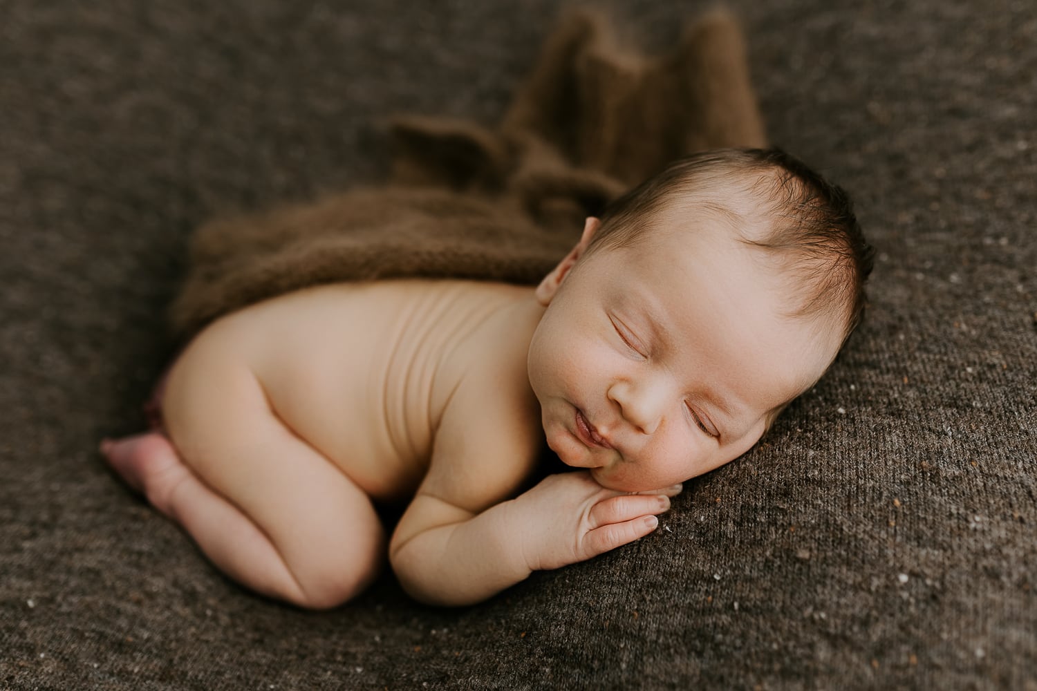 Newborn baby, family, pregnancy, maternity photographer Gold Coast Brisbane. Photography photos Winni & Mini Photography Tanha