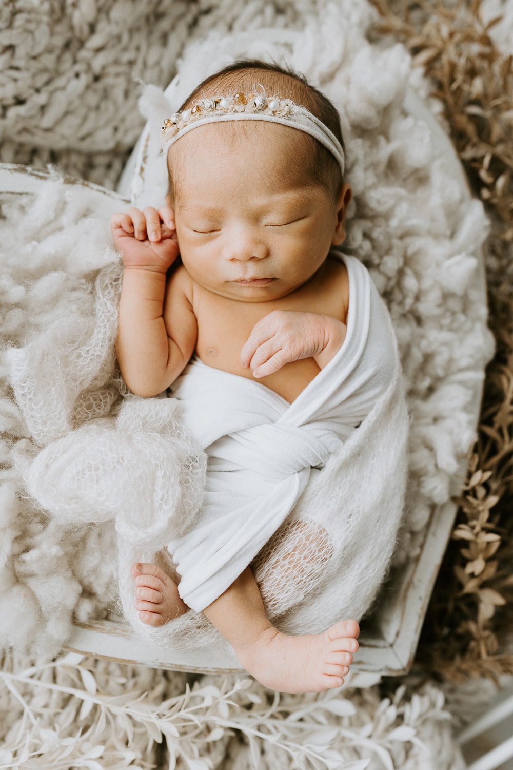 Newborn baby, family, pregnancy, maternity photographer Gold Coast Brisbane. Photography photos Winni & Mini Photography Tanha