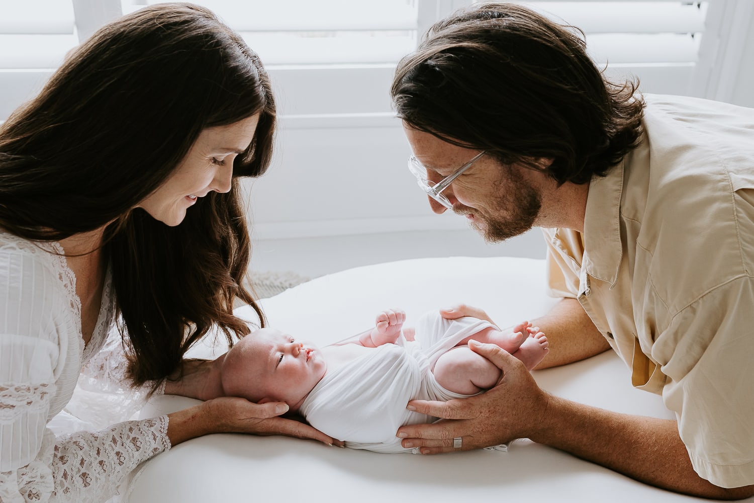 Newborn baby, family, pregnancy, maternity photographer Gold Coast Brisbane. Photography photos Winni & Mini Photography Tanha