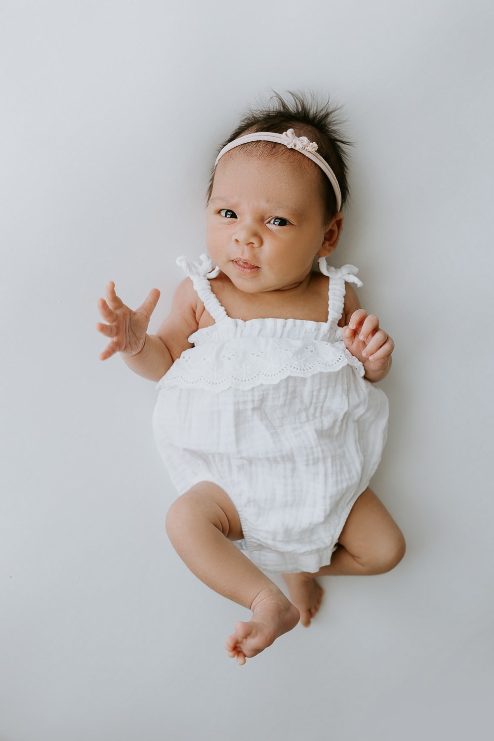 Newborn baby family pregnancy maternity photography photographer gold coast brisbane beach sunset photos Winni & Mini