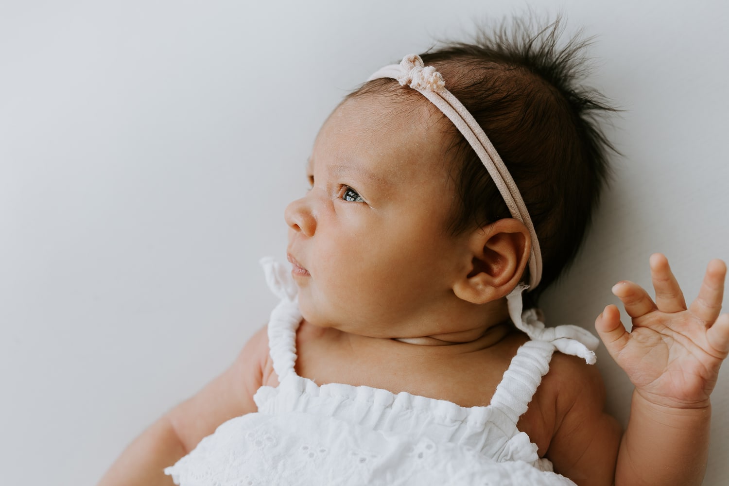 Newborn baby family pregnancy maternity photography photographer gold coast brisbane beach sunset photos Winni & Mini