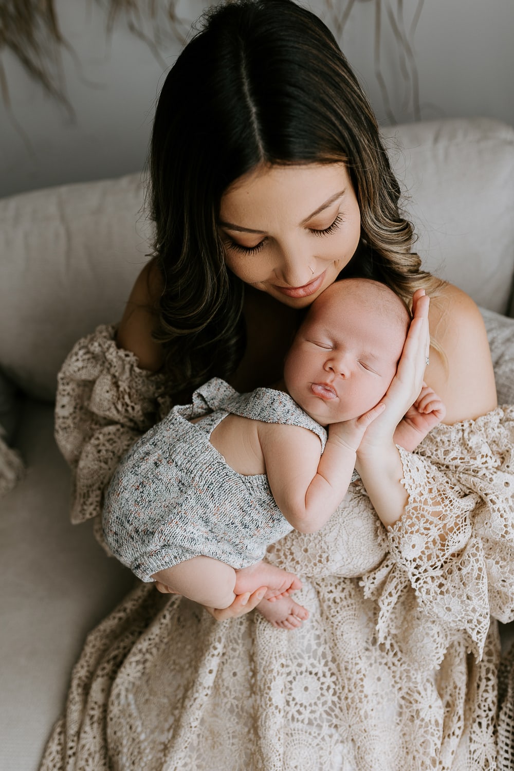 Newborn baby family pregnancy maternity photography photographer gold coast brisbane beach sunset photos Winni & Mini