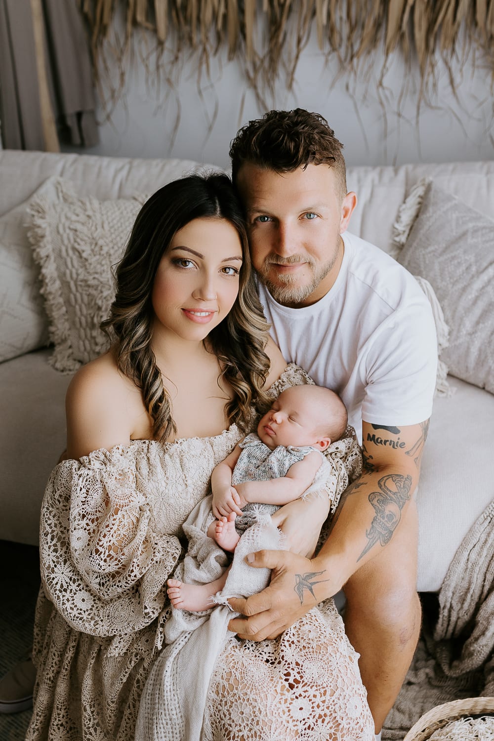 Newborn baby family pregnancy maternity photography photographer gold coast brisbane beach sunset photos Winni & Mini