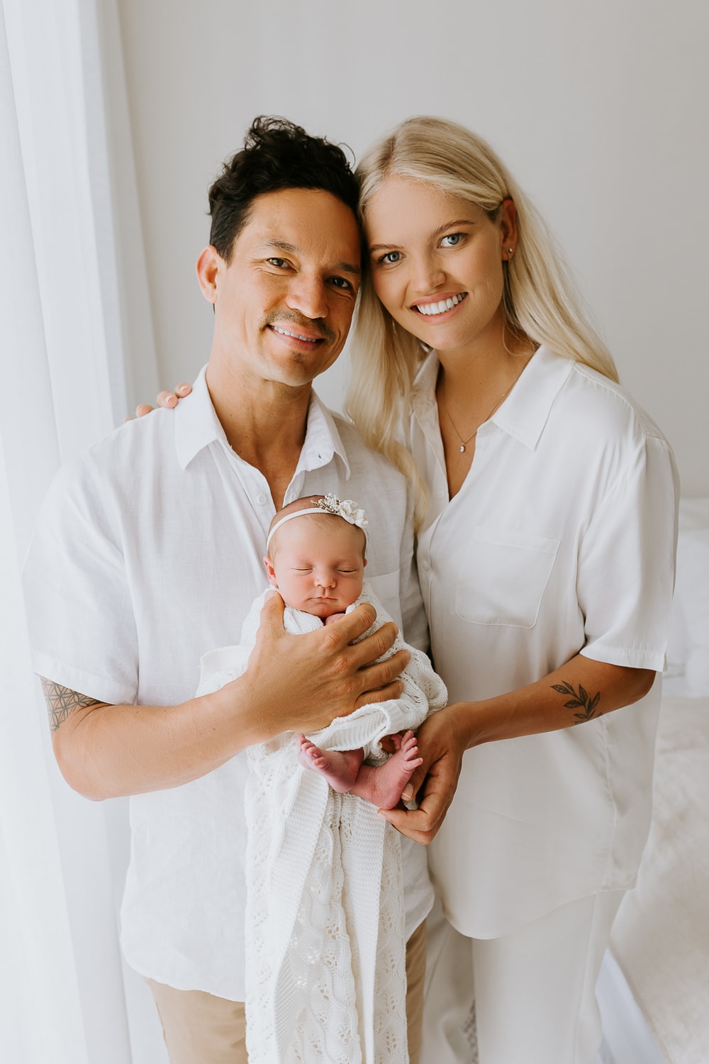 Newborn baby family pregnancy maternity photography photographer gold coast brisbane beach sunset photos Winni & Mini-3
