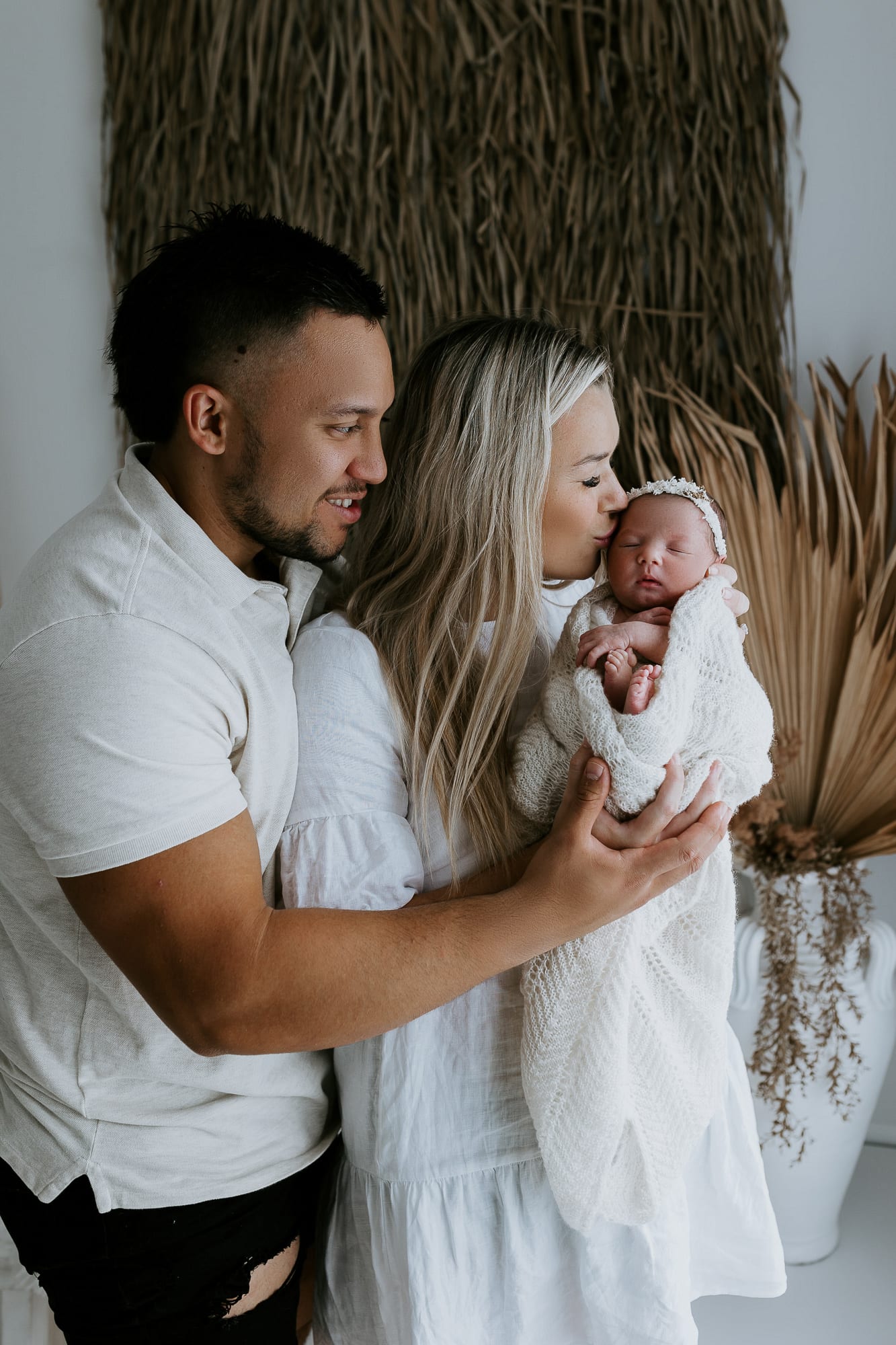 newborn baby family pregnancy maternity gold coast brisbane tanha