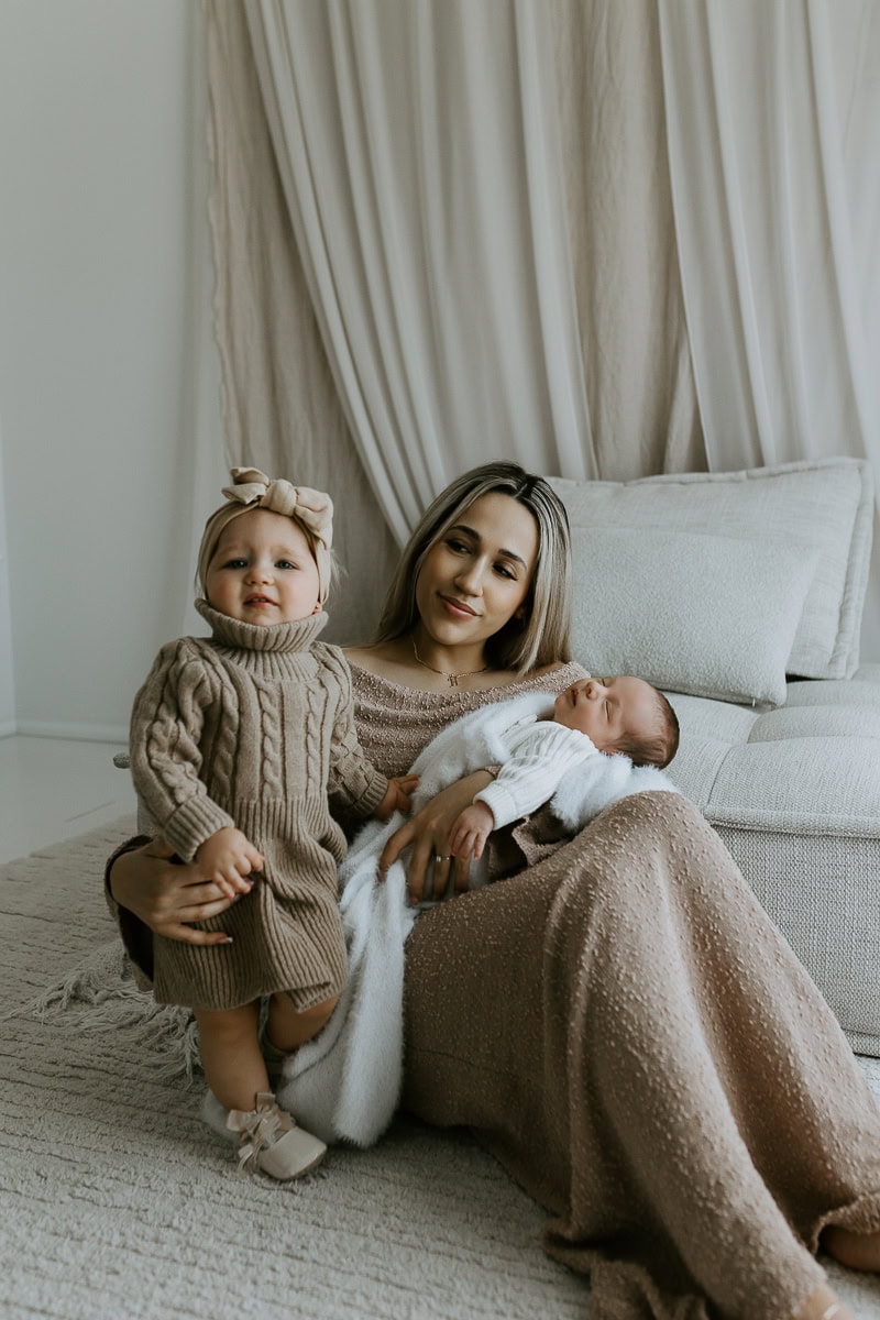 Winni & Mini Photography newborn baby family boudoir pregnancy maternity family portriats photographer photography gold coast tanha basile--2