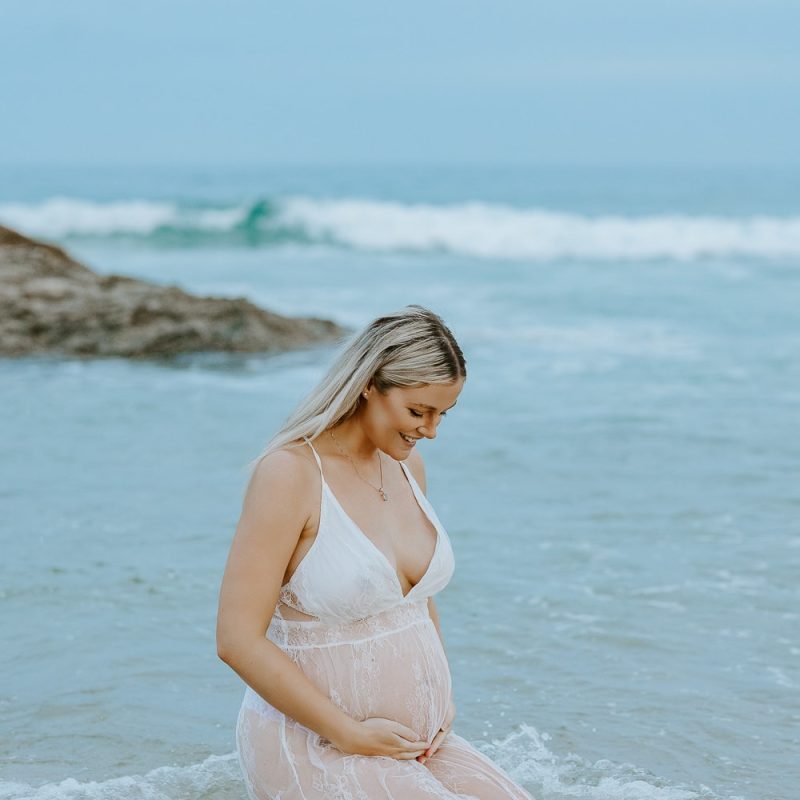Newborn baby, family, pregnancy, maternity photographer Gold Coast Brisbane. Photography photos Winni & Mini Photography Tanha