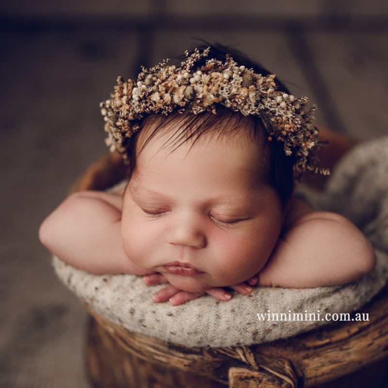 Baby photographer Gold Coast, newborn photography, birth, family, sitter sessions maternity photography, located in Upper Coomera.