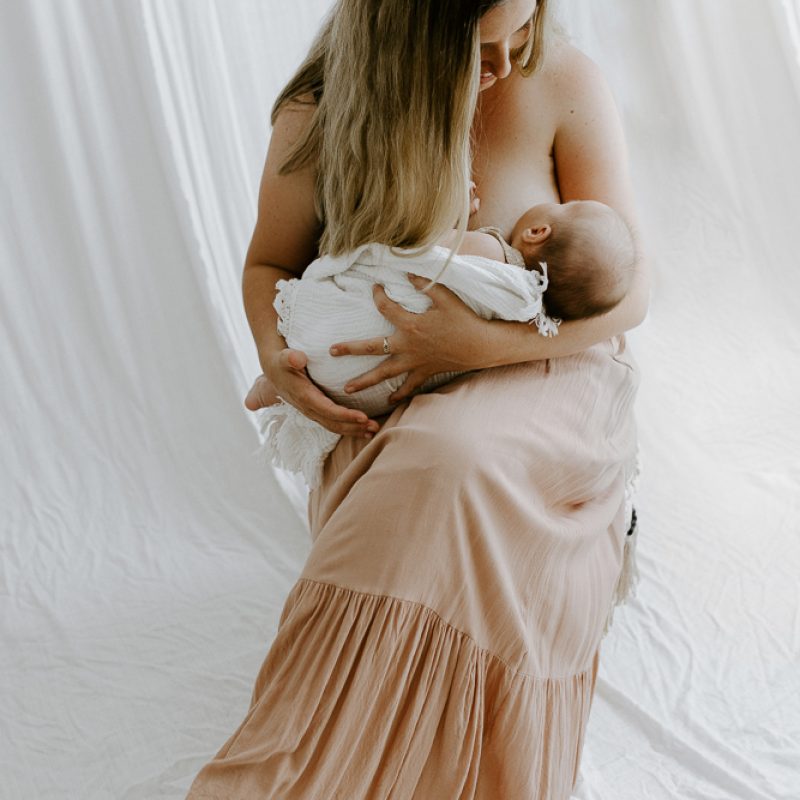 newborn baby maternity pregnancy family photographer photography photos gold coast brisbane Winni & Mini Photography tanha upper coomera pindara